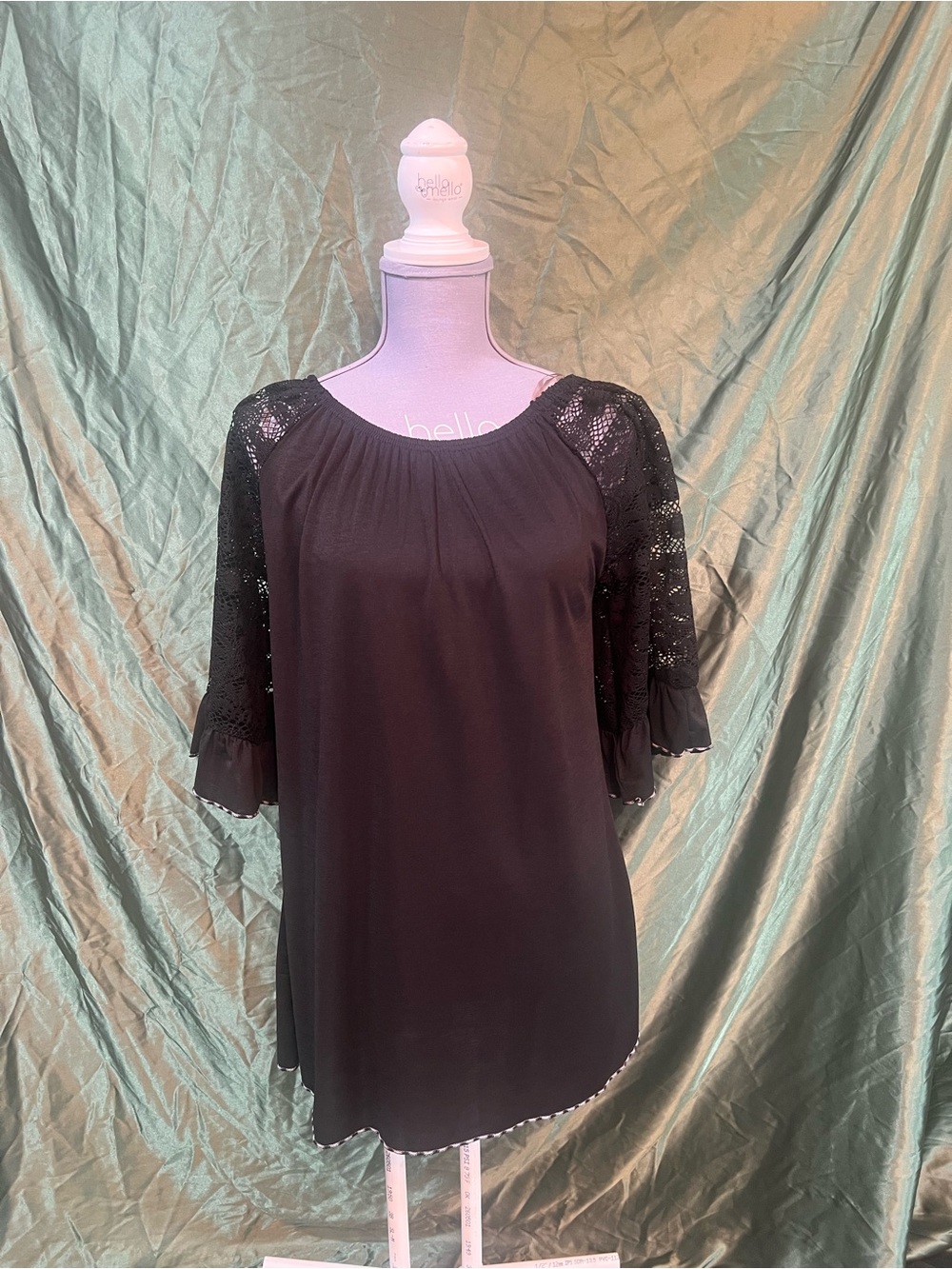 WinWin Black Lace Sleeve Peasant Blouse